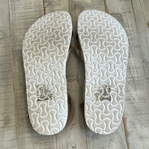 NORTHSIDE WOMENS, ANKLE STAP, COMFORTABLE SANDAL, TAN, SIZE 8 - Picture 7 of 10